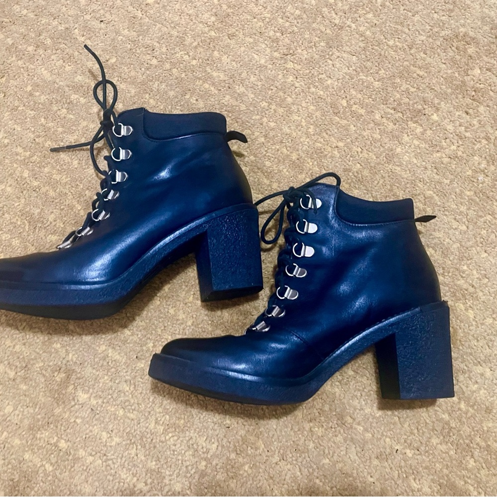 Miista London Black Leather Lace Up Boots, size 5